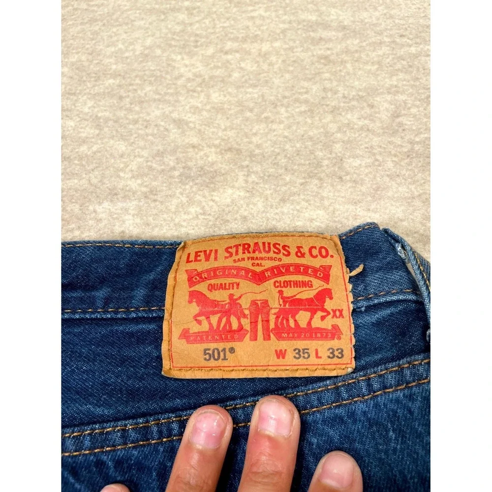 Levi's‎ 501 Jeans Mens 35x33 Blue Denim Cotton 5-Pockets Button Fly Straight Leg